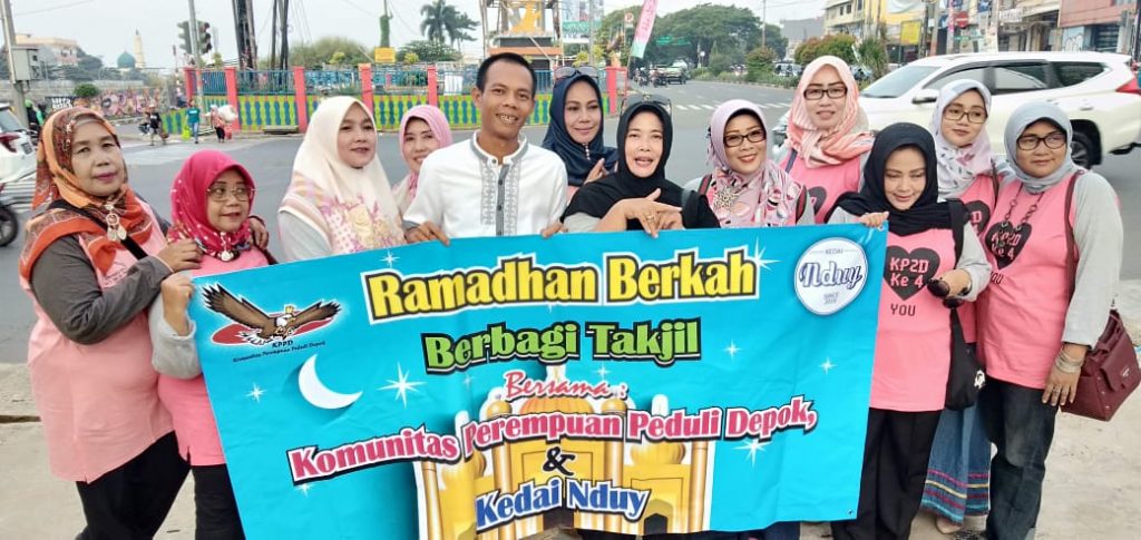 Komunitas Perempuan Peduli Depok (KP2D) Berbagi Ta'jil Berkah Ramadhan Komunitas Perempuan Peduli Depok (KP2D) Berbagi Ta'jil Berkah Ramadhan
