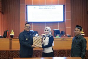 RAPAT PARIPURNA PERSETUJUAN KUA PPAS 2020 DAN KUPA PPAS 2019