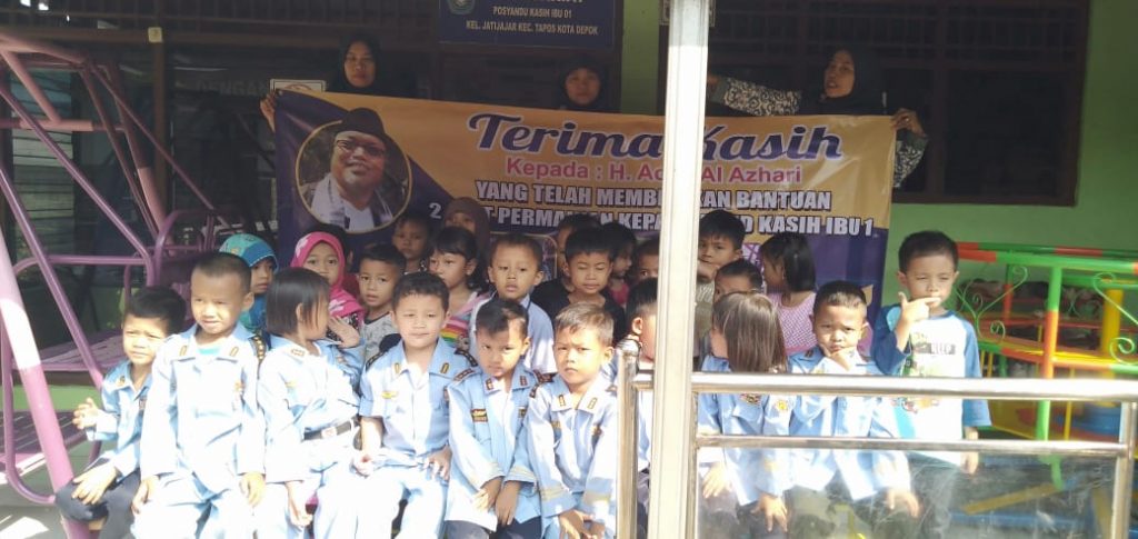 Haji Acep Al Azhari Donasi Dua Permainan Outdoor Untuk Paud Kasih Ibu Haji Acep Al Azhari Donasi Dua Permainan Outdoor Untuk Paud Kasih Ibu