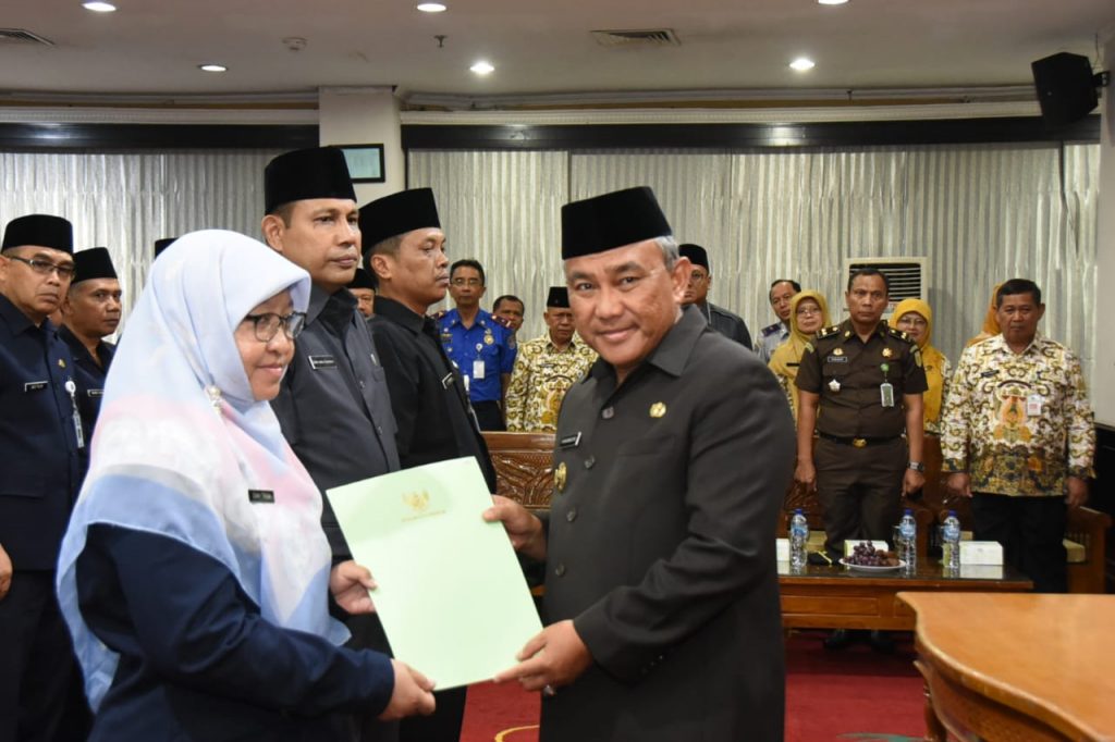 55 PNS Resmi Dilantik Sebagai Pejabat Administrator dan Pengawas 55 PNS Resmi Dilantik Sebagai Pejabat Administrator dan Pengawas
