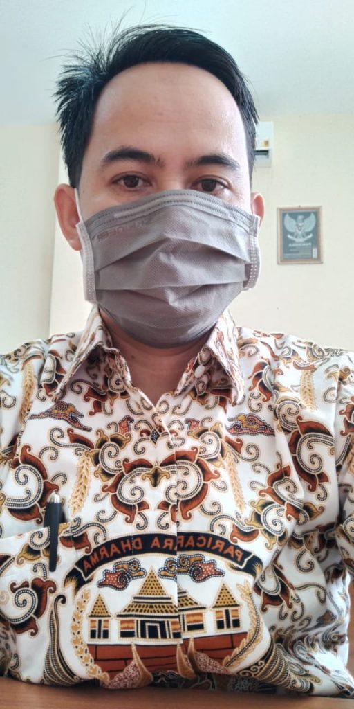 Camat Panmas dan Gugus Tugas PP Covid-19 Panmas Melakukan Upaya Pendekatan Isolasi di Rumah Sakit Bagi Pasien Positif