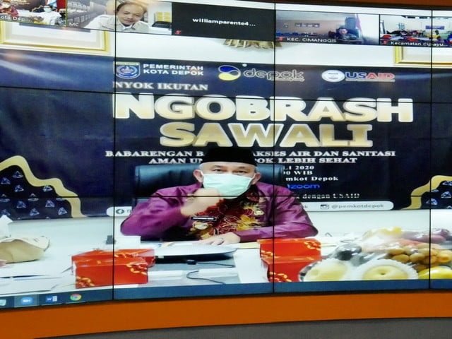 Kader PKK Kelurahan Depok, Lili Shalihat Diberi Kepercayaan Memandu Acara Ngobrash Sawali Kader PKK Kelurahan Depok, Lili Shalihat Diberi Kepercayaan Memandu Acara Ngobrash Sawali