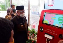 Mesin Anjungan Dukcapil Mandiri (ADM) Hibah Dari Kemendagri Diresmikan Wali Kota Depok di Mal The Park Sawangan