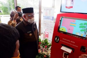 Mesin Anjungan Dukcapil Mandiri (ADM) Hibah Dari Kemendagri Diresmikan Wali Kota Depok di Mal The Park Sawangan