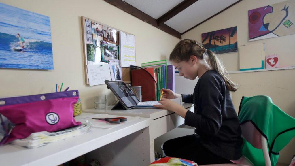 Pandemi Covid-19, Hampir Setengah Miliar Anak-Anak Tak Punya Akses ke PJJ Pandemi Covid-19, Hampir Setengah Miliar Anak-Anak Tak Punya Akses ke PJJ