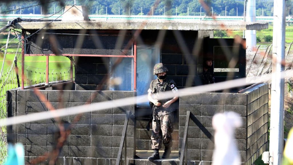 Korut Menembak dan Mengkremasikan Pejabat Sipil Korsel di Laut Korut Menembak dan Mengkremasikan Pejabat Sipil Korsel di Laut