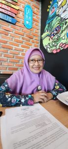 Pengusaha Wanita Ika Irmawati Menganggap Program Berobat Gratis Hanya bermodalkan KTP Depok Hanya Merupakan Program Halusinasi Semata