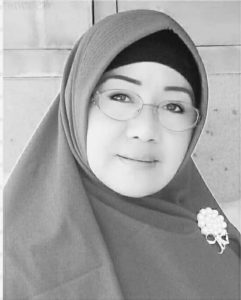 Rohayati, Menilai Berobat Gratis Pake KTP Itu Hanya Lelucon, KTP Mah Buat Pengantar RT Aja Saat Mau Melamar Pekerjaan