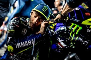 Valentino Rossi Gabung ke Petronas Yamaha, Kontrak Satu Tahun