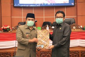 Rapat Paripurna DPRD Kota Depok : Dalam Rangka Penyampaian Laporan Hasil Pembahasan Banggar DPRD Kota Depok Terhadap Raperda Tentang APBD Tahun 2021