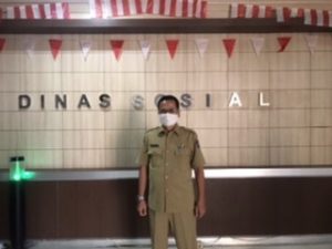 Dinsos Kota Depok Klarifikasi Perihal Kerumunan Massa, Karena Stafnya Positif Covid-19, Jadi Tidak Ada Layanan Tatap Muka Saat Itu