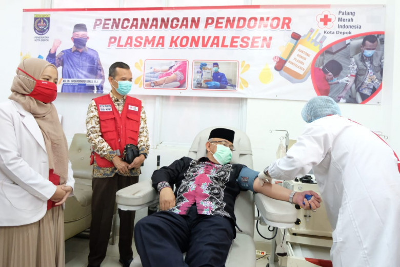 Wali Kota Depok Donor Plasma Konvalesen Untuk Bantu Pasien Covid-19