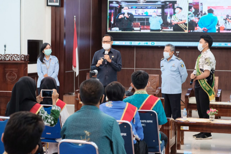 Wakil Wali Kota Depok Apresiasi dan Bangga Kegiatan Ceramah Penyuluhan Hukum Untuk Para Pelajar Wakil Wali Kota Depok Apresiasi dan Bangga Kegiatan Ceramah Penyuluhan Hukum Untuk Para Pelajar