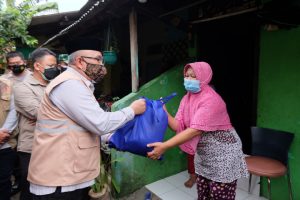 Pemkot Depok Sebarkan 600 Paket Sembako Lewat Desaber