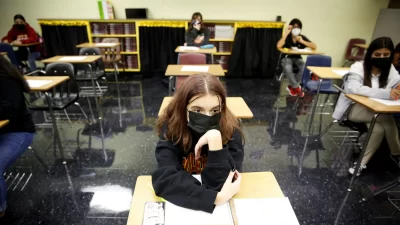 Florida Ubah Pedoman Karantina bagi Siswa Yang Terpapar COVID-19 Florida Ubah Pedoman Karantina bagi Siswa Yang Terpapar COVID-19