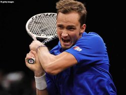 Daniil Medvedev Bantai Denis Shapovalov Di Laver Cup