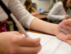 Ujian CPNS di India Penuh Kecurangan, Internet Jutaan Orang Terpaksa Diputus