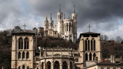 330.000 Anak Diperkirakan Jadi Korban Pelecehan Seks Gereja Katolik di Prancis 330.000 Anak Diperkirakan Jadi Korban Pelecehan Seks Gereja Katolik di Prancis