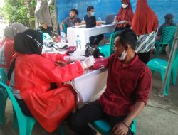 FPKD, PBST, dan Sahabat Syamsudin Aloy adakan Vaksin gratis di Sukatani