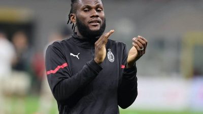 AC Milan Siap Jual Kessie Januari Ini, Suntikan Peluang Liverpool dan PSG? AC Milan Siap Jual Kessie Januari Ini, Suntikan Peluang Liverpool dan PSG?