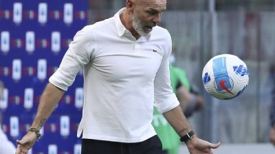 Pioli Ingin Rasakan Stadion Baru, Milan Segera Mulai Negosiasi Kontrak Baru Pioli Ingin Rasakan Stadion Baru, Milan Segera Mulai Negosiasi Kontrak Baru
