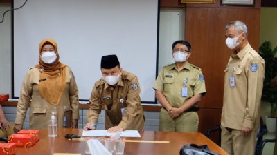 Wahid Suryono Sampaikan Tiga Komitmen Usai Dilantik Sebagai Kepala BKD Wahid Suryono Sampaikan Tiga Komitmen Usai Dilantik Sebagai Kepala BKD