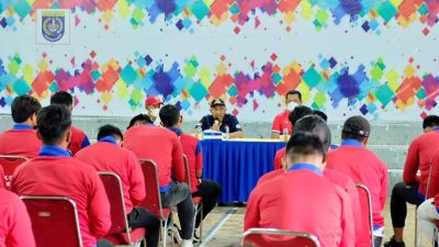 Wali Kota Depok Resmi Lepas Keberangkatan Tim DCFC Untuk Berlaga di pertandingan Liga 3 Seri 1 Jabar Wali Kota Depok Resmi Lepas Keberangkatan Tim DCFC Untuk Berlaga di pertandingan Liga 3 Seri 1 Jabar