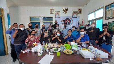 Silahturrahmi dan Diskusi Anggota Komisi X DPR RI, Nuroji ke PWI Depok