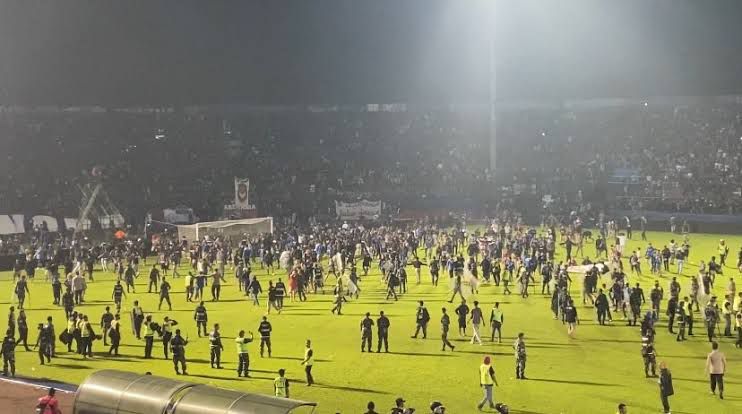 Imbas Kerusuhan di Laga Arema vs Persebaya, 127 orang Jadi Korban