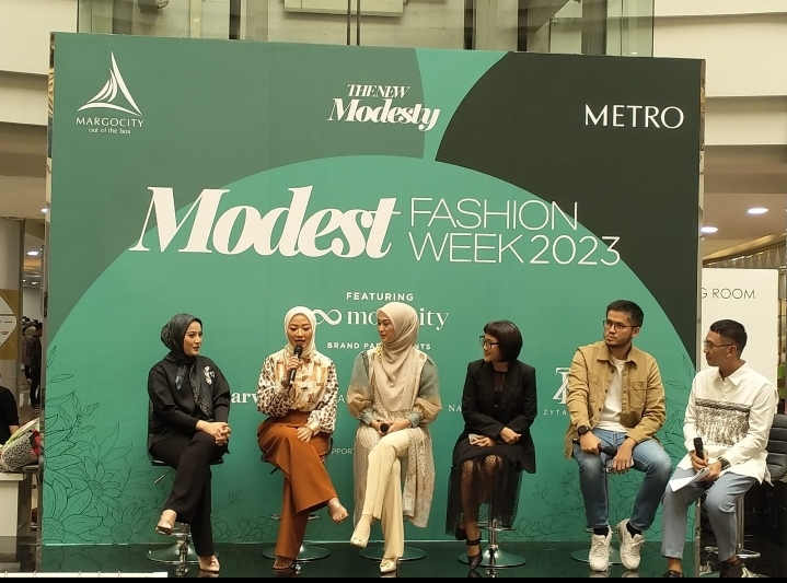 Metro Modest Fashion Week 2023 TalkShow & Trunk Show Event Hadir di MargoCity Depok