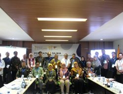 UI BERSAMA KEMENPERIN RI DAN MITRA INDUSTRI MERETAS JALAN MENUJU KEMANDIRIAN SILIKA DI INDONESIA