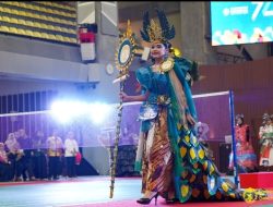 15 Busana Berbahan Dasar Daur Ulang, Hebohkan Panggung Dies Natalis ke -74 UI