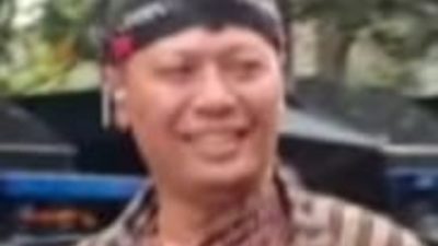 Cak Anton Arema Ajak Warga Depok Pilih SS Untuk D1, Karena Sosok SS Merupakan ‘Paket Komplit’ yang Dapat Membuat Kota Depok Menjadi Lebih Baik Lagi Di Tengah Masyarakatnya yang Majemuk