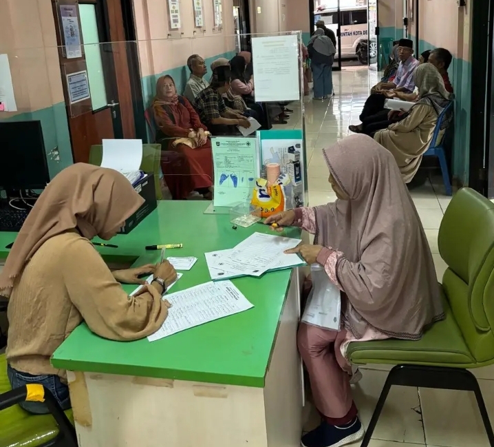 Dinkes Depok Maksimakan Puskesmas Lakukan Pemeriksaan Kesehatan Jemaah Haji 2025