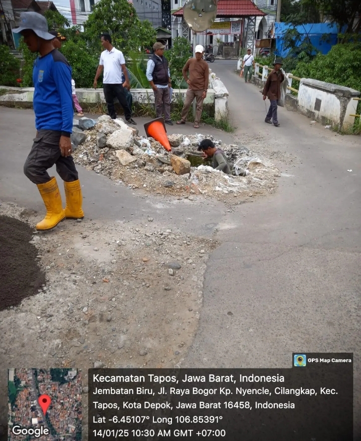 DPUPR Tangani Jalan Amblas di Kampung Nyencle Cilangkap