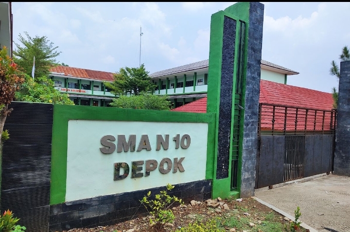 Patut Dipertanyakan Keberadaan 6 Siswa Dalam Daftar PAPS SMAN 10 Depok yang Berasal dari Sekolah Swasta Beralamat Kecamatan Gunung Sindur Bogor, Disaat Anak Depok Sekitar Masih Belum diakomodir