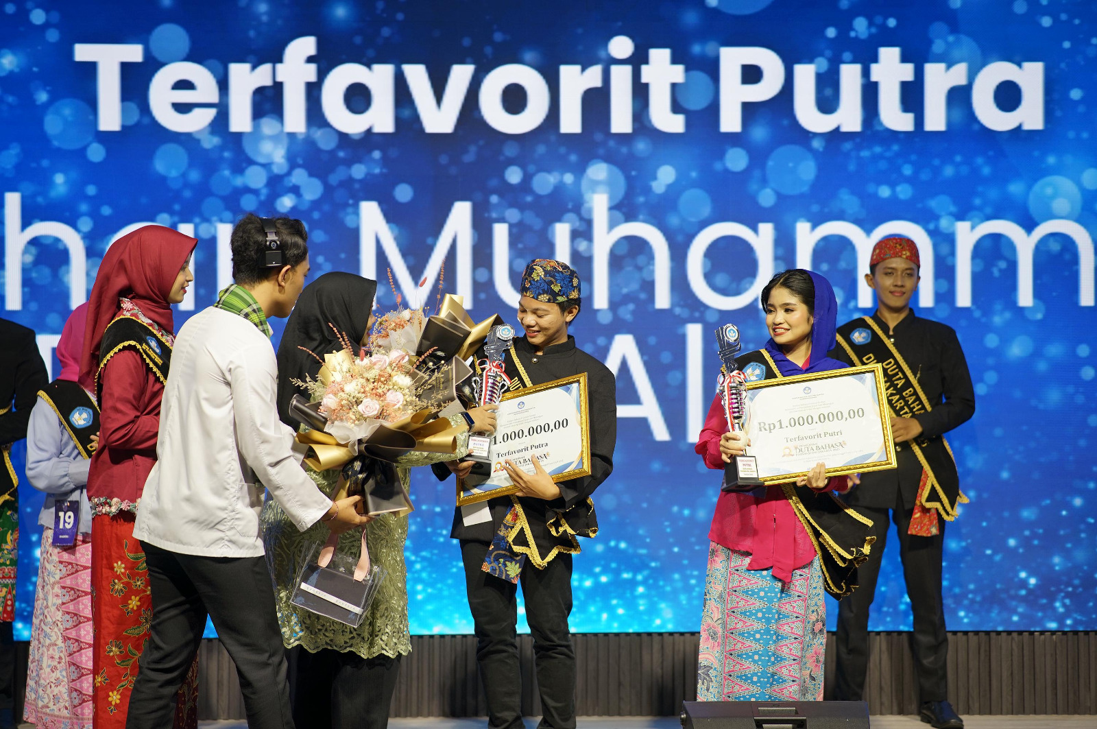 DUA MAHASISWA UI RANCANG SIGAP DAN RAIH DUTA BAHASA TERFAVORIT DKI JAKARTA 2025 DUA MAHASISWA UI RANCANG SIGAP DAN RAIH DUTA BAHASA TERFAVORIT DKI JAKARTA 2025