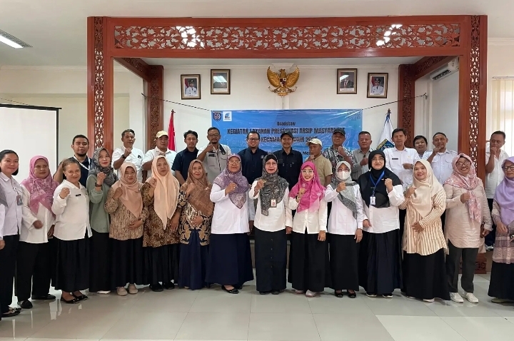 Diskarpus Depok Gelar Sosialisasi Preservasi Arsip Keluarga di Empat Kecamatan
