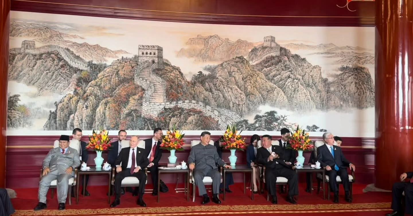 Presiden Prabowo Subianto Tiba di Beijing Dalam Rangka Memenuhi Undangan Khusus Presiden Tiongkok, Xi Jinping Untuk Menghadiri Rangkaian Acara Perayaan 80 Tahun Kemenangan Perang Perlawanan Rakyat Tiongkok. 