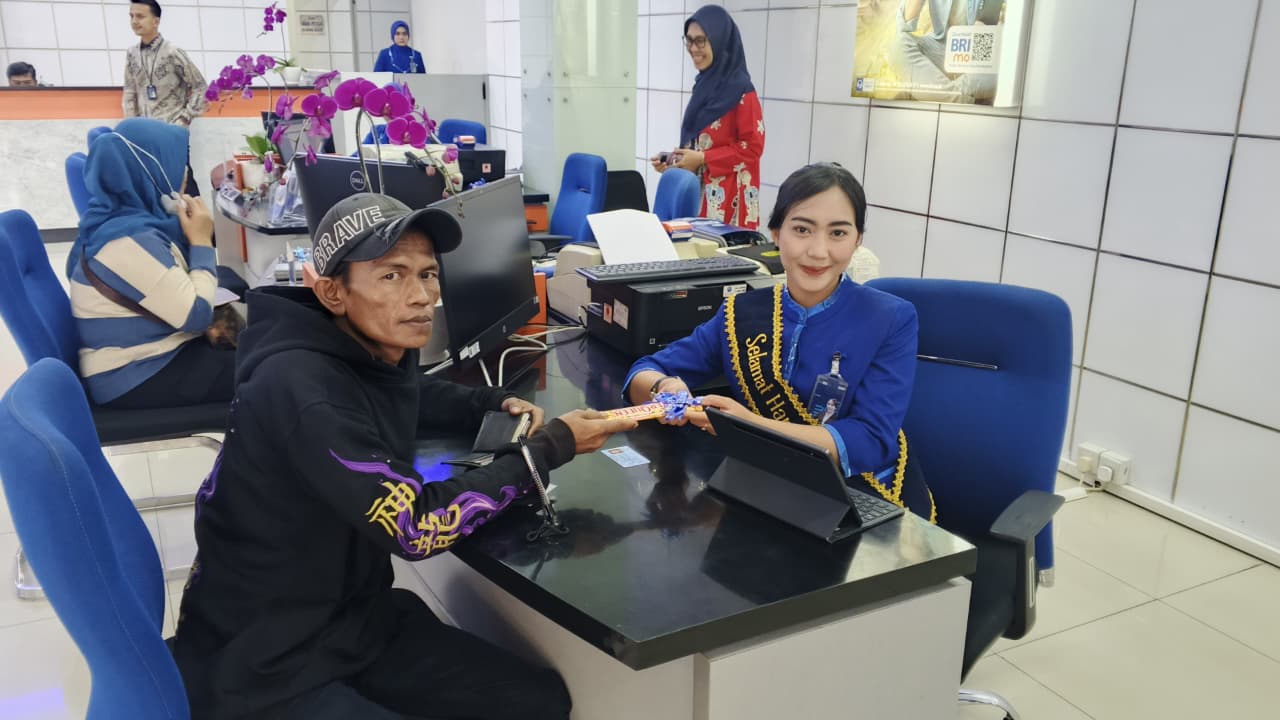 BRI KC Pasar Minggu Maksimalkan Pelayanan di Hari Pelanggan Nasional 2025