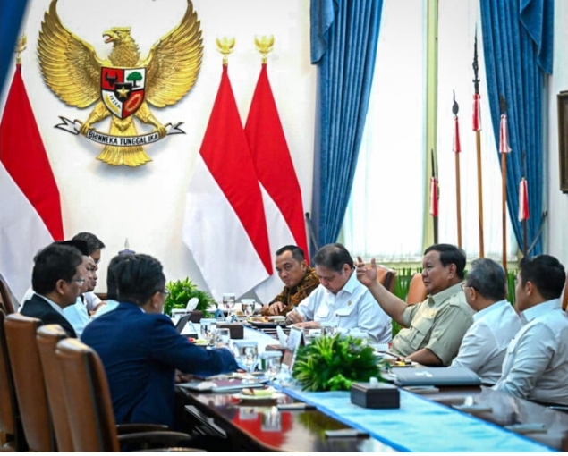 Rapat Terbatas di Istana, Presiden Prabowo Tekankan Percepatan Program Prioritas Nasional
