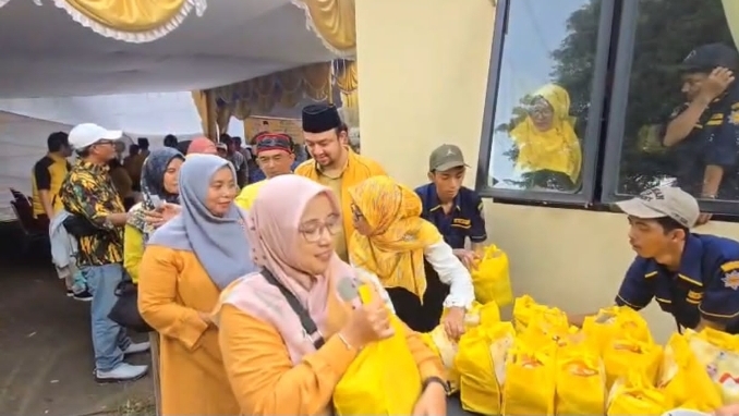 Rangkaian HUT Partai Golkar Ke-61, DPD Partai Golkar Kota Depok Sukses Gelar Sunatan Massal Gratis, Pengobatan Gratis dan Pembagian Ribuan Paket Sembako Gratis Untuk Masyarakat 