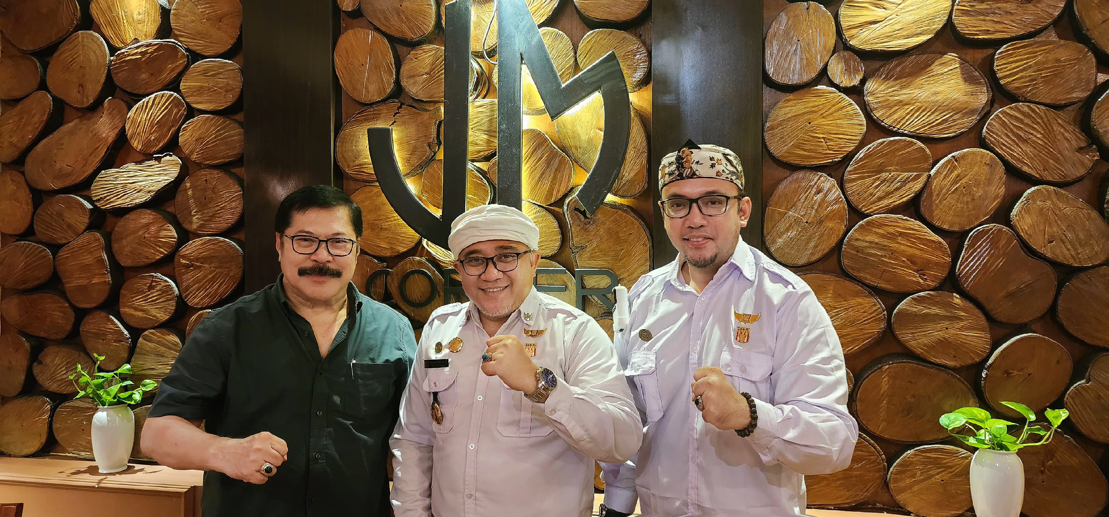 Sultan Sepuh Jaenudin II Arianatareja Harapkan Dr. Jan Samuel Maringka Meneruskan Estafet Kepemimpinan Jaksa Agung di Era Presiden Prabowo Subianto