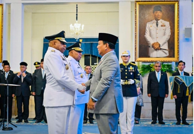 Presiden Prabowo Lantik Gubernur dan Wakil Gubernur Papua