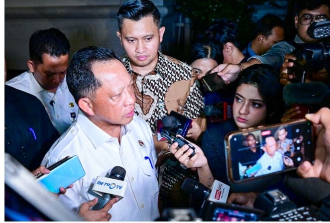 Presiden Prabowo Terima Laporan Mendagri, Tekankan Pengendalian Inflasi dan Akselerasi Pertumbuhan Ekonomi Daerah