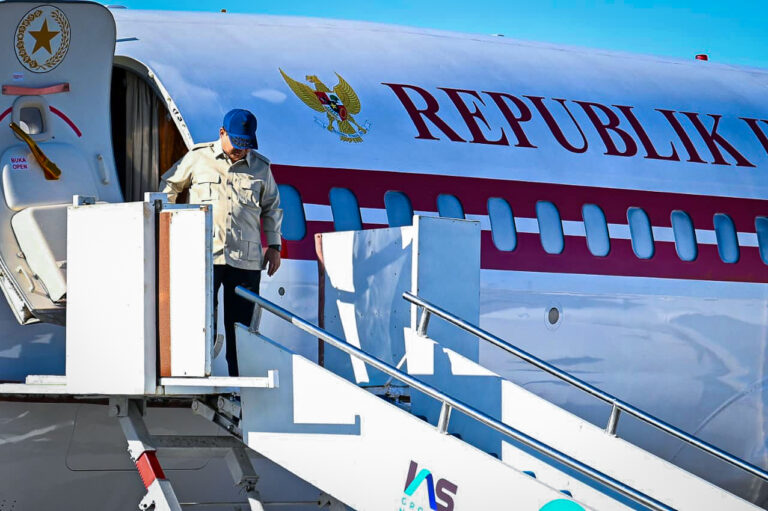 Presiden Prabowo Tiba di Tapanuli Tengah, Pastikan Penanganan Cepat untuk Warga Terdampak Banjir