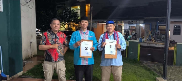 Dihadiri 40 Warga, Kegiatan Pengundian Nomor Urut dan Debat Terbuka Calon Ketua RW 015 Kelurahan Bedahan Kecamatan Sawangan Sukses Digelar