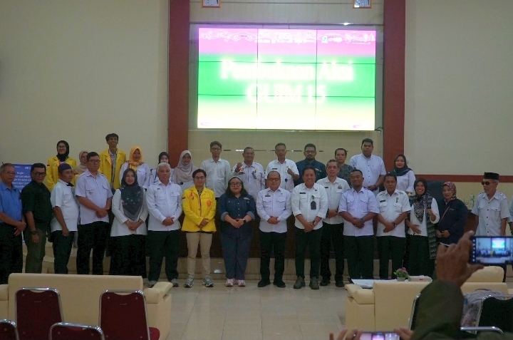 GERAKAN UI MENGAJAR ANGKATAN 15 MELANJUTKAN MISI PENGUATAN PEMBELAJARAN DAN PENDIDIKAN DI KABUPATEN CIREBON GERAKAN UI MENGAJAR ANGKATAN 15 MELANJUTKAN MISI PENGUATAN PEMBELAJARAN DAN PENDIDIKAN DI KABUPATEN CIREBON