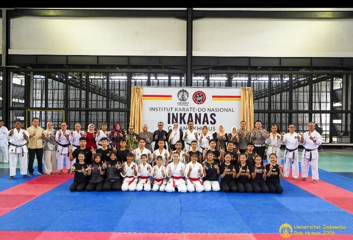 SENI BELADIRI UNTUK MEMBANGUN KARAKTER MAHASISWA YANG KUAT SECARA FISIK DAN MENTAL SENI BELADIRI UNTUK MEMBANGUN KARAKTER MAHASISWA YANG KUAT SECARA FISIK DAN MENTAL