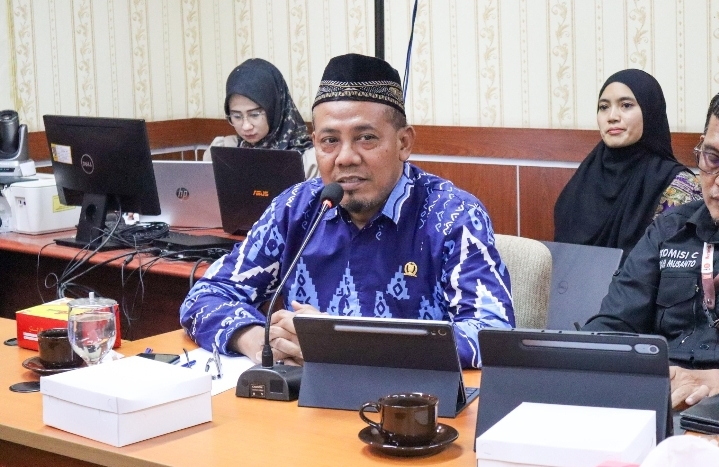 MOU Kerjasama Pengelolaan Sampah Cipayung Terancam Batal, Komisi C Keberatan Sejak Awal Tidak Pernah Dilibatkan MOU Kerjasama Pengelolaan Sampah Cipayung Terancam Batal, Komisi C Keberatan Sejak Awal Tidak Pernah Dilibatkan